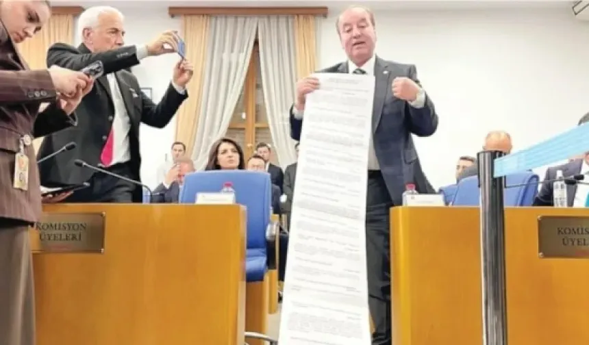 ‘Varlık Barışı’ Düzenlemesine Karşı 20 Metrelik Çete Lideri Listesi: 'Hepsi Türkiye’de Yakalanmıştı'