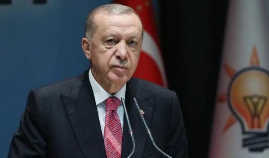 AK Parti'nin 25 Yıllık Karnesi: Cumhurbaşkanlığına Güven Yüzde 75'ten 15'e Düşmüş