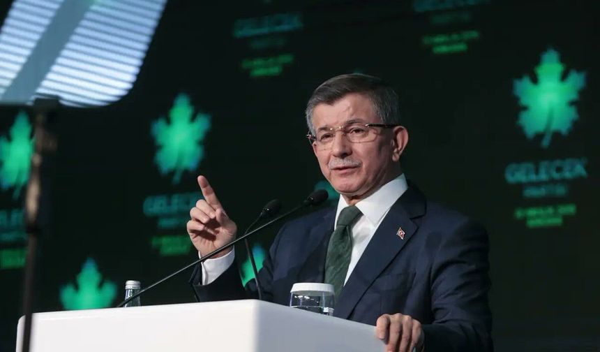 Davutoğlu'ndan 'Siyasi Ahlak Yasası' Hatırlatması: ''Türkiye İkiye Ayrıldı, Gözü Doymayanlarla Karnı Doymayanlar''