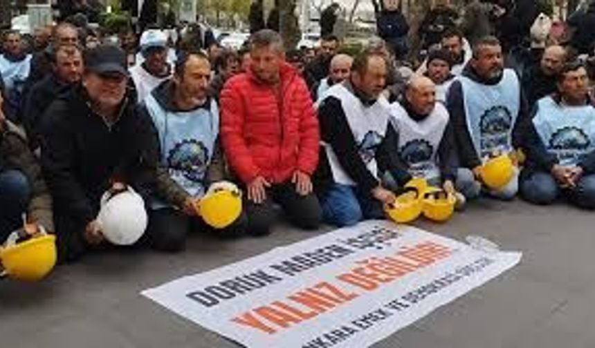 Üç Bakanlığın Kefil Olduğu Patron Madencilere Kapıyı Gösterdi: 'Süresiz İzne Çıkarıldılar'