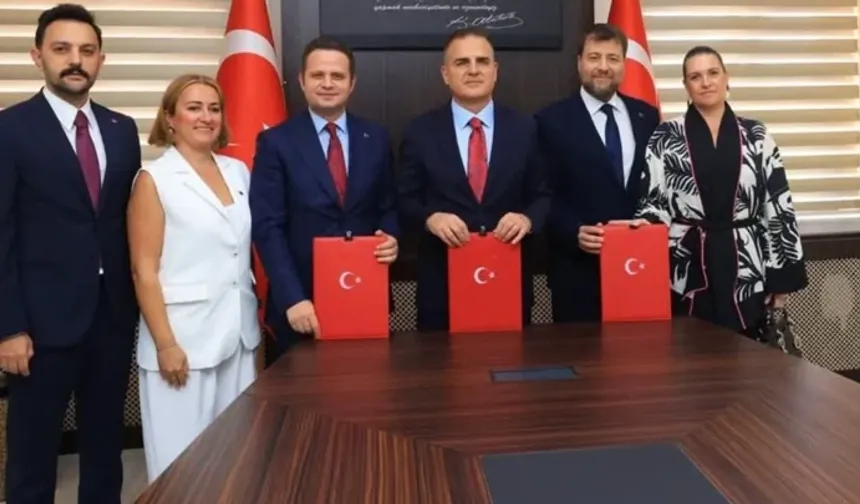 Hayır Bahane Fon Şahane! Tutuklanan Üç İş İnsanı Bir Zamanlar Kamunun Gözdesiydi...