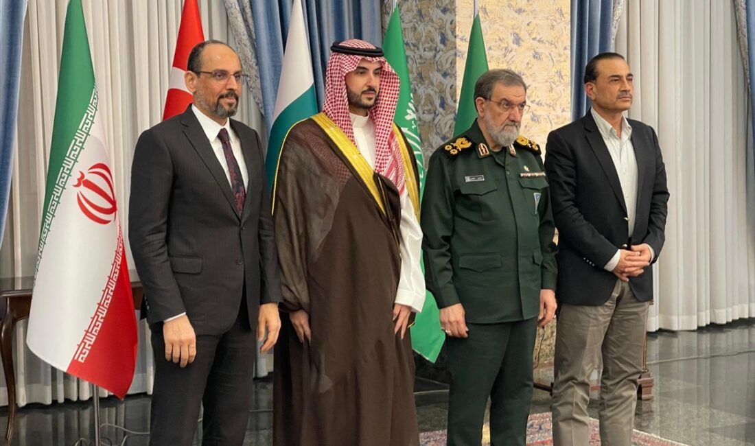 Türkiye, Pakistan ve Suudi Arabistan İran'la Aynı Masada: Tahran'dan Ortak Güvenlik Kararı